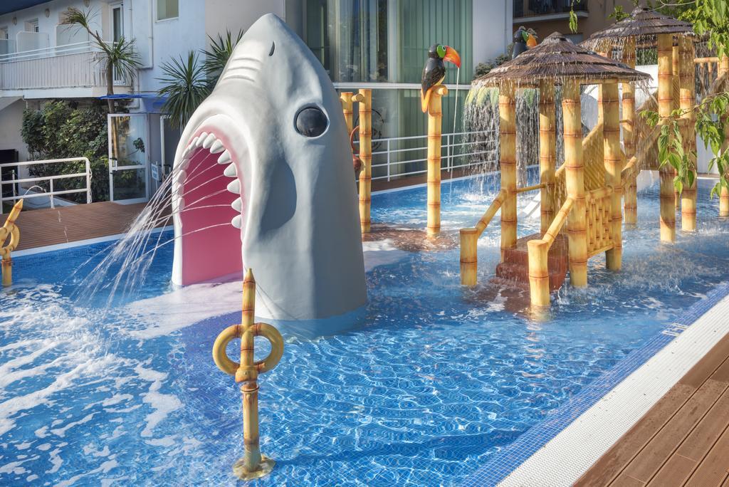 Ght Balmes, Hotel-Aparthotel&Splash كاليليا المظهر الخارجي الصورة